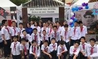 Tái hiện cuộc đời Chủ tịch Hồ Chí Minh trong hội trại của học sinh trường Nguyễn Tất Thành Tái hiện cuộc đời Chủ tịch Hồ Chí Minh trong hội trại của học sinh trường Nguyễn Tất Thành