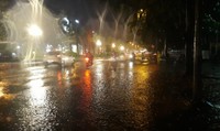 Đêm nay miền Bắc mưa dông, đầu tuần chuyển lạnh Đêm nay miền Bắc mưa dông, đầu tuần chuyển lạnh
