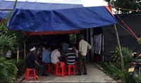 Uống thuốc lá trong vườn, vợ chết chồng nguy kịch Uống thuốc lá trong vườn, vợ chết chồng nguy kịch