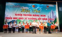 Tuyên truyền bảo vệ đường sắt cho thiếu nhi Quảng Trị Tuyên truyền bảo vệ đường sắt cho thiếu nhi Quảng Trị