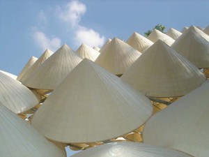 Những món quà lưu niệm đậm chất Việt Nam trong mắt khách du lịch Quốc tế