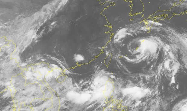 Cảnh báo ngày mai khả năng xuất hiện áp thấp nhiệt đới trên Vịnh Bắc Bộ