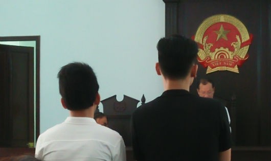 Lời khai bộ đôi chuyên “lượn phố” cướp giật điện thoại