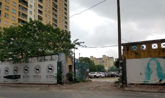 Giữa Thủ đô đất dự án bị 'hô biến' thành bãi trông xe trái phép