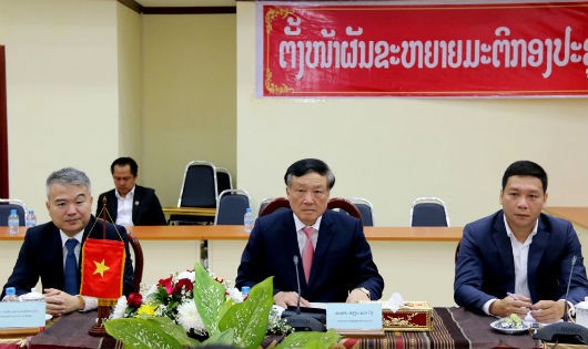 Hợp tác giữa hệ thống tòa án Việt Nam - Lào ngày càng thực chất