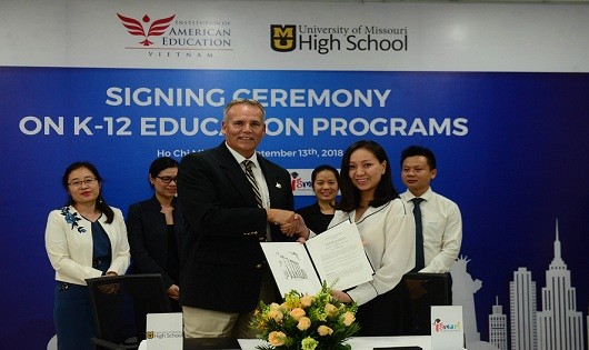 Có thể thi lấy bằng Tú tài Trung học Hoa Kỳ ngay tại Việt Nam