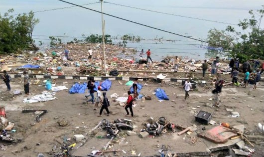 Đã có ít nhất 30 người thiệt mạng vì động đất tại Indonesia