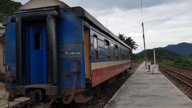 Vụ cháy tàu hỏa tại Phú Yên: Tách rời toa tàu để điều tra sự cố hình ảnh 2 vu chay tau hoa tai phu yen: tach roi toa tau de dieu tra su co hinh anh 2