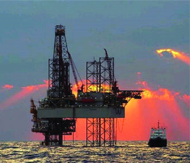 Số tiền thuế mà Tập đoàn Dầu khí Việt Nam chậm nộp chiếm gần một nửa so với lợi nhuận trước thuế