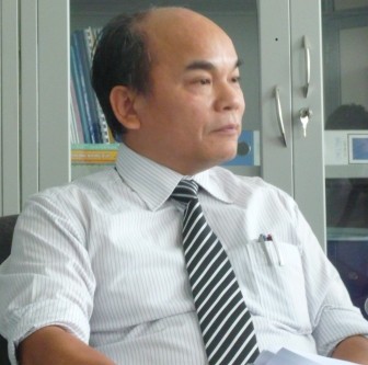 TS Phan Hữu Phong