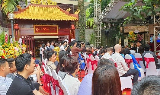 Không được cấp phép khám, chữa bệnh, Nhất Nam Y viện “móc túi” giới thượng lưu ra sao?