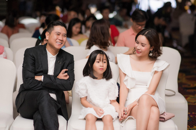 Lưu Hương Giang bật mí bí quyết giản đơn giữ lửa hôn nhân