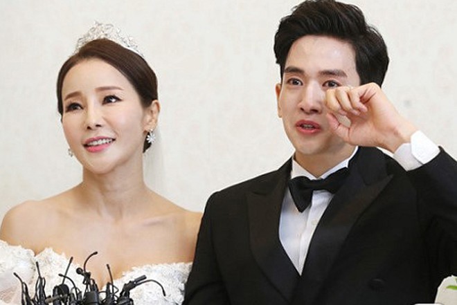 "Mỹ nhân không tuổi" cưới chồng kém 17 tuổi bất chấp gia đình hình ảnh 4 "my nhan khong tuoi" cuoi chong kem 17 tuoi bat chap gia dinh hinh anh 4