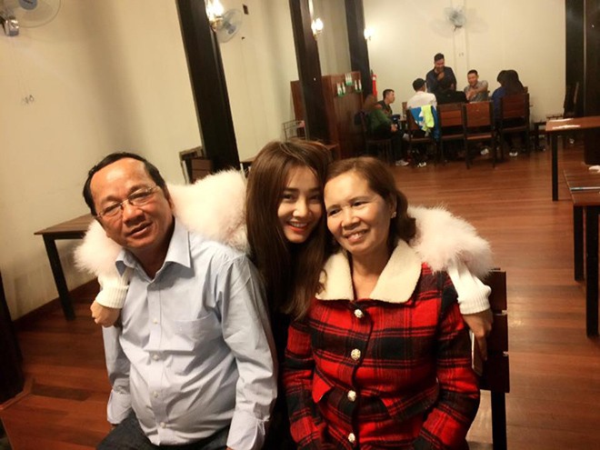 Nhã Phương chia sẻ xúc động về người mẹ ở quê lo cho con gái hình ảnh 5 nha phuong chia se xuc dong ve nguoi me o que lo cho con gai hinh anh 5