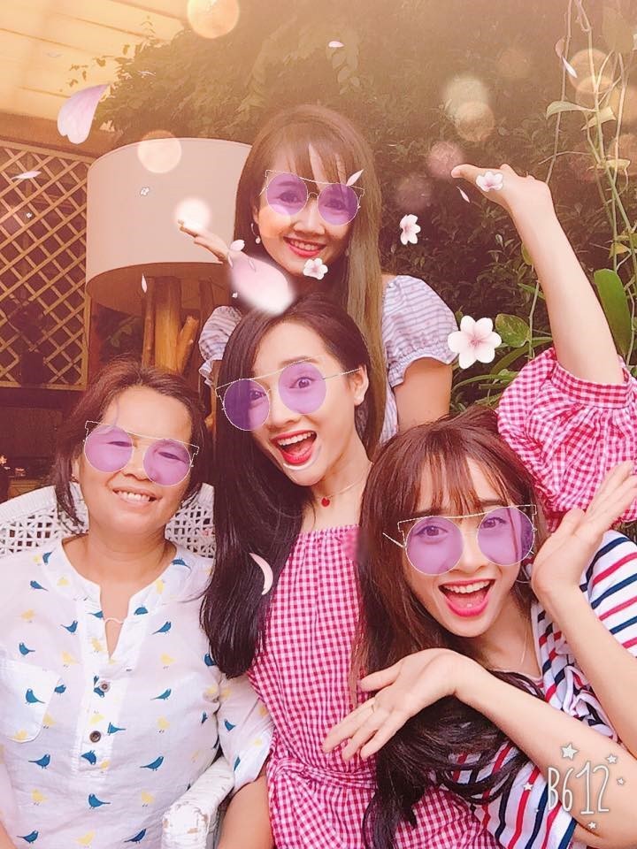 Nhã Phương chia sẻ xúc động về người mẹ ở quê lo cho con gái hình ảnh 7 nha phuong chia se xuc dong ve nguoi me o que lo cho con gai hinh anh 7