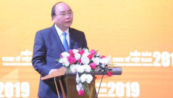 Thủ tướng Nguyễn Xuân Phúc: Phát triển bền vững không mâu thuẫn với tăng trưởng nhanh