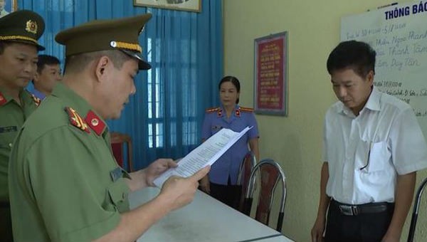 Phát ngôn khó tin của một 'sếp' giáo dục