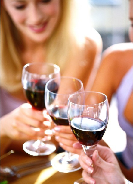Kết quả hình ảnh cho rượu vang với cách uống