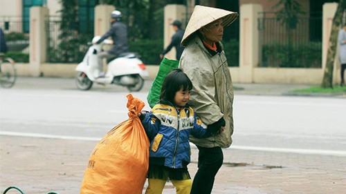 Mưu Sinh Cùng Cha Mẹ, Con Học Được Những Gì? | Báo Pháp Luật Việt Nam Điện  Tử