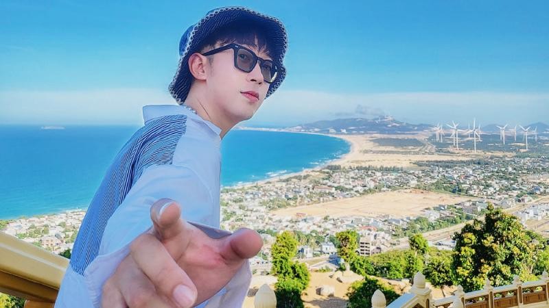 Theo Chân Vlogger Youtuber Travel Blogger Khám Phá Du Lịch Việt Báo Pháp Luật Việt Nam điện Tử