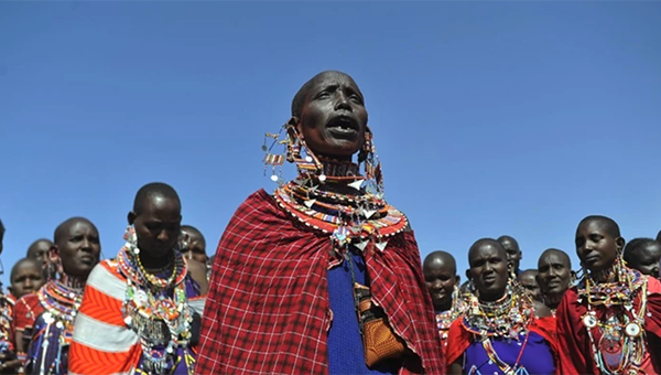 Ngạc nhiên với 7 truyền thống kỳ lạ ở châu Phi