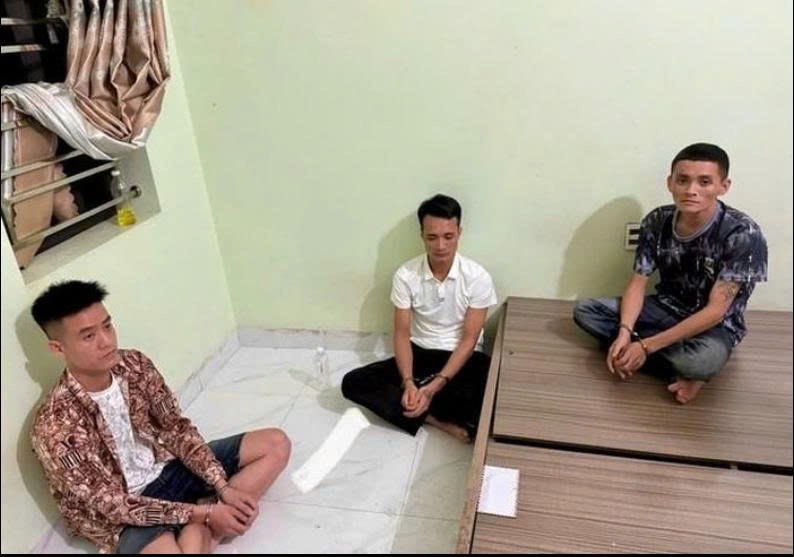 Khởi tố 4 đối tượng mua bán, tổ chức sử dụng trái phép chất ma túy