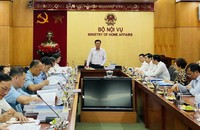 Thứ trưởng Bộ Nội vụ Nguyễn Duy Thăng phát biểu tại hội nghị