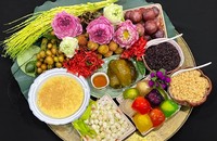 Mâm cúng Tết Đoan ngọ của gia đình chị Biên Thùy - Hà Nội.