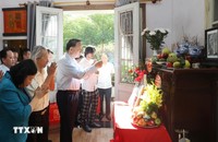 Tổng Bí thư, Chủ tịch nước tri ân cố nhạc sỹ Văn Cao, cố họa sỹ Bùi Trang Chước