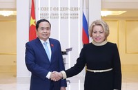 Chủ tịch Quốc hội Trần Thanh Mẫn và Chủ tịch Hội đồng Liên bang Valentina Ivanovna Matvienko. (Ảnh: Thống Nhất/TTXVN)