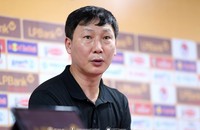 Ông Kim Sang Sik tự tin trước trận đấu với người Thái (Ảnh VFF)