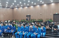 Các bị cáo tại toà.