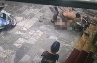 Một phụ nữ nghi bị chồng cũ đâm gục ở Vĩnh Phúc