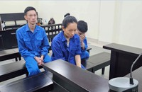 Các bị cáo tại tòa. (Ảnh: Hồng Mây)