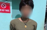 Bắt giữ thiếu niên cầm dao khống chế người phụ nữ trẻ rồi cướp tài sản