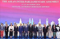 Các Trưởng đoàn chụp ảnh lưu niệm tại phiên khai mạc. (Ảnh: Thống Nhất/TTXVN)
