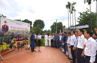 Lễ dâng hương kỷ niệm 150 năm ngày mất danh nhân Đặng Huy Trứ được tổ chức tại nhà thờ cụ ở phường Hương Xuân, thị xã Hương Trà, tỉnh Thừa Thiên Huế.