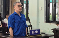 Bị cáo Đậu Quang Dũng tại phiên tòa xét xử.