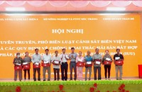 Bộ Tư lệnh vùng Cảnh sát biển 4 tuyên truyền pháp luật cho người dân ở Sóc Trăng