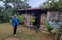 Đối tượng A Đô tại hiện trường gây án. (Ảnh Công an tỉnh Kon Tum)