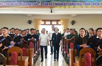 Bộ Nội vụ trao tặng 40 xe máy cho huyện Mù Cang Chải