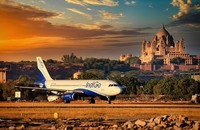 Hãng hàng không giá rẻ IndiGo của Ấn Độ sẽ cho phép hành khách nữ đặt vé trực tuyến có cơ hội chọn chỗ ngồi cạnh những hành khách nữ khác (Ảnh: Daily Mail)
