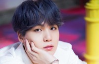 Suga bị phạt vì lái xe khi say rượu. Ảnh: Naver