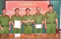 Thưởng 'nóng' Phòng Cảnh sát hình sự Bạc Liêu về thành tích đấu tranh trấn áp tội phạm