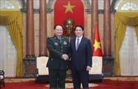 Chủ tịch nước Lương Cường tiếp Phó Chủ tịch Quân ủy Trung ương Trung Quốc