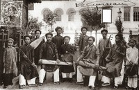 Một ban nhạc đờn ca tài tử Sài Gòn năm 1911. (Ảnh tư liệu)