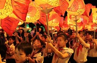 Nét đẹp văn hóa truyền thống đang được lan tỏa trong mỗi dịp Trung thu. (Ảnh minh họa - Nguồn: ST)