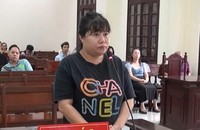 Phạm Thị Hoà nhận tội trước toà.