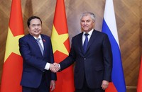 Chủ tịch Quốc hội Trần Thanh Mẫn và Chủ tịch Duma Quốc gia Quốc hội Liên bang Nga. (Ảnh: Thống Nhất/TTXVN)
