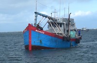 Bắt giữ tàu cá vận chuyển 30.000 lít dầu DO không có giấy tờ hợp pháp trên biển Vũng Tàu